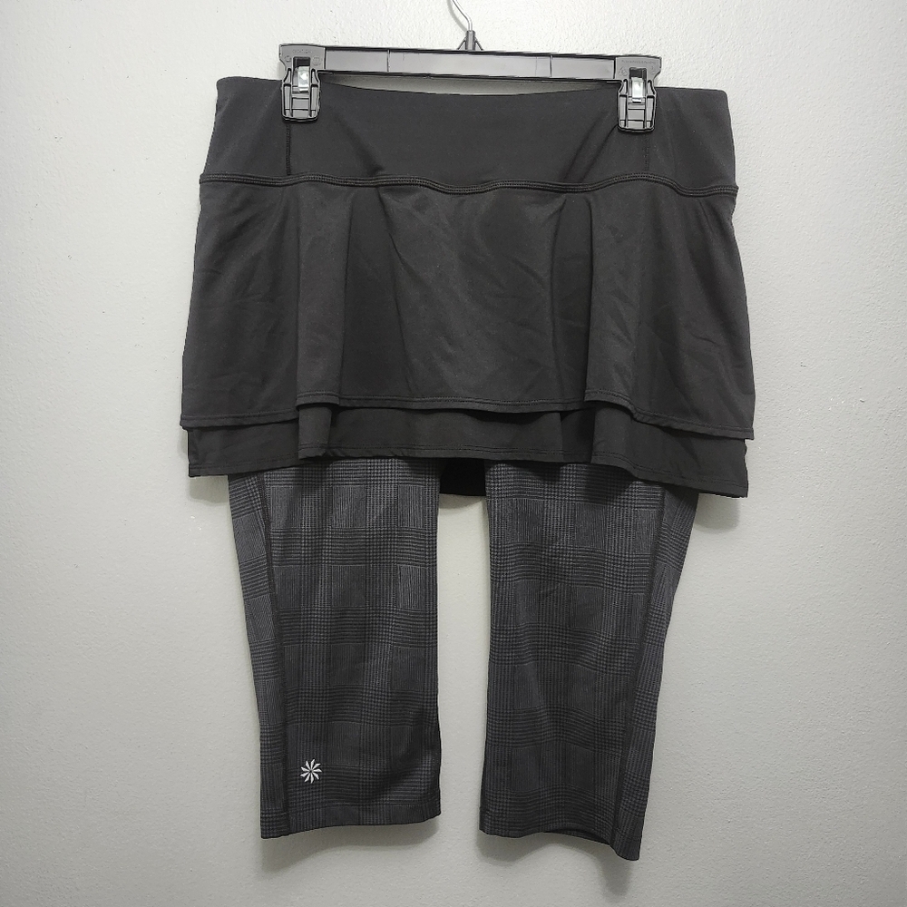 Athleta women's 2 In 1 Skirt Leggings  size large black and gray